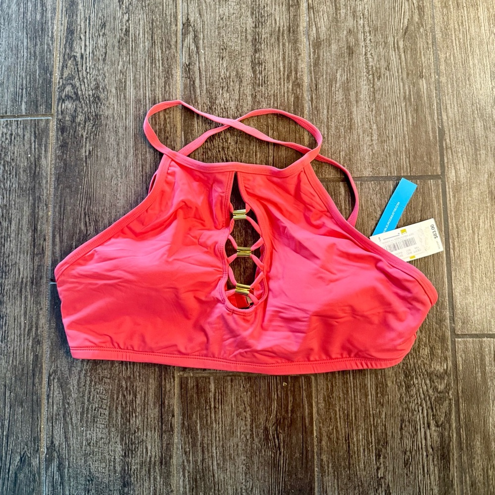 FINAL PRICE - NWT hot pink bikini top🍦